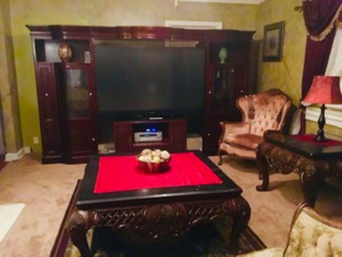 Best Deal In Town! Entire 1 Bedroom Apartment 59 Montgomery Exteriör bild