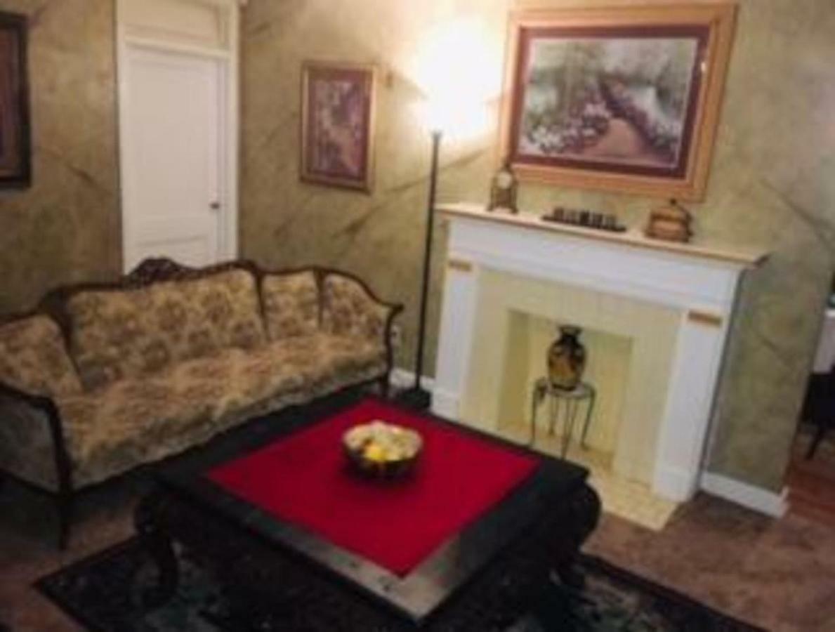 Best Deal In Town! Entire 1 Bedroom Apartment 59 Montgomery Exteriör bild